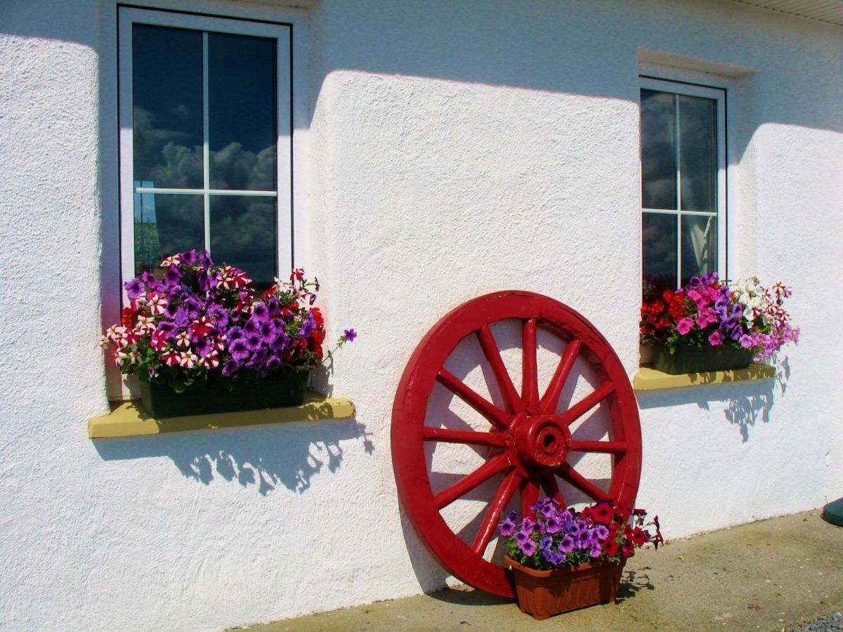 Breacan Cottage B&B Kinvara Dış mekan fotoğraf