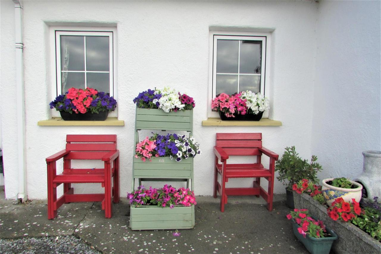 Breacan Cottage B&B Kinvara Dış mekan fotoğraf